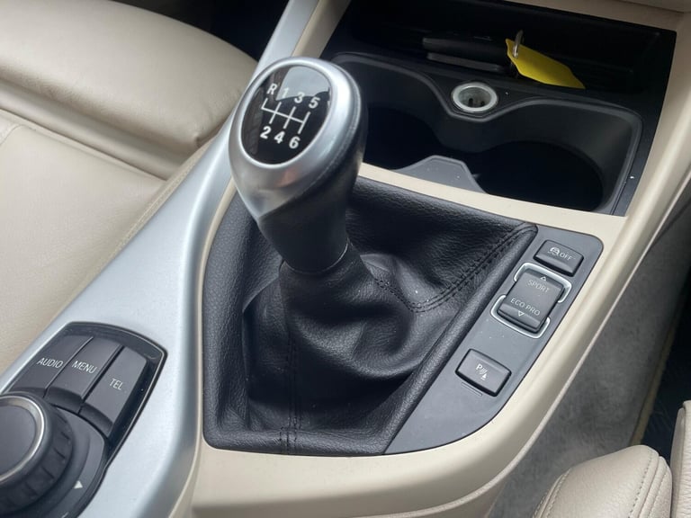 2012 BMW 1 Series 2.0 120d SE Euro 5 (s/s) 5dr HATCHBACK Diesel Manual