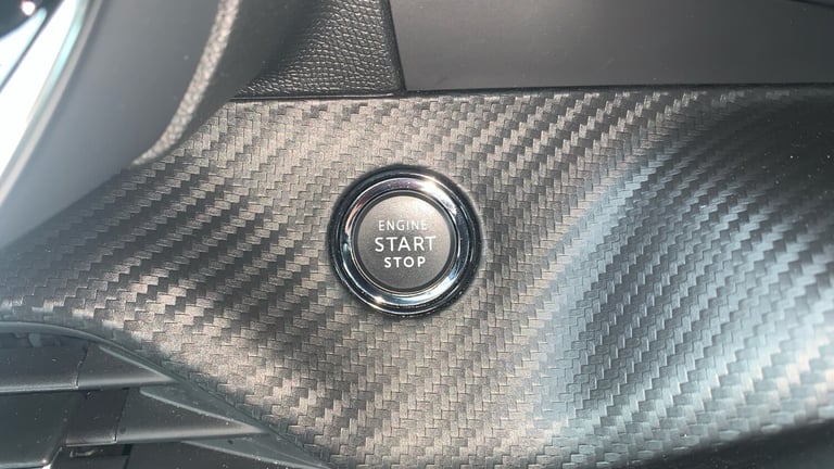 2022 Peugeot 2008 1.2 PureTech Allure Premium + SUV 5dr Petrol Manual Euro 6 (s/s) (100 ps) SUV P...