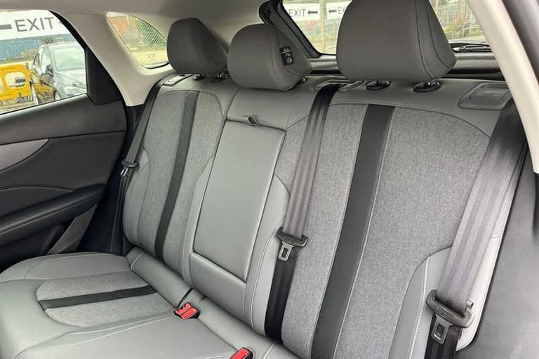 2025 MG MGS5 170kW Trophy EV Long Range 64kWh 5dr Auto HATCHBACK ELECTRIC Automatic