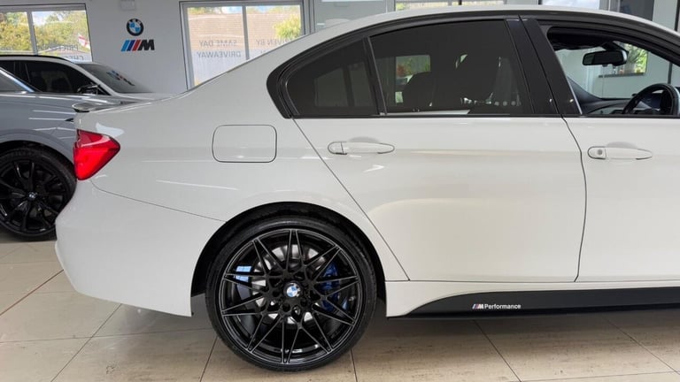 2015 BMW 3 Series 335d xDrive M Sport 4dr Step Auto SALOON DIESEL Automatic