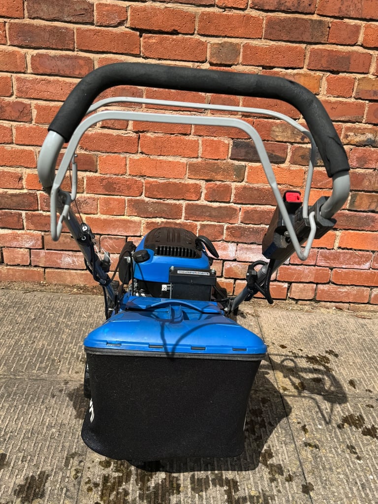 Lawn Mower Hyundai petrol 