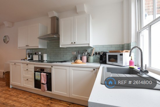 2 bedroom house in Castle Road, Southsea, PO5 (2 bed) (#2614800)