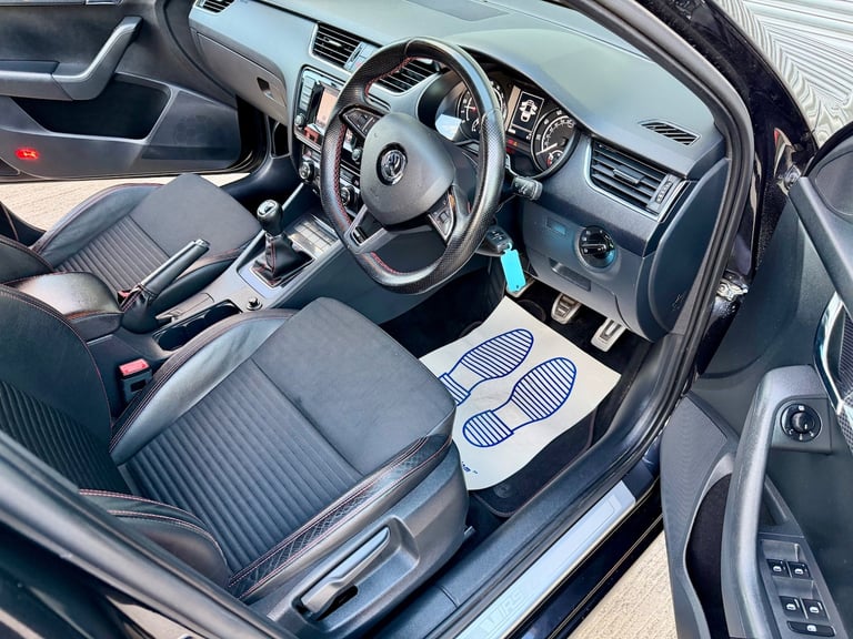 2014 Skoda Octavia 2.0 TDI CR vRS/£35 R.Tax/181bhp/Low Mileage/3 Months Warranty  HATCHBACK Diese...