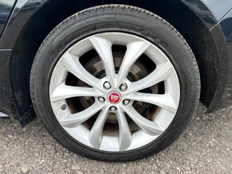 2018 Jaguar XF 2.0i R-Sport Auto Euro 6 (s/s) 4dr SALOON Petrol Automatic