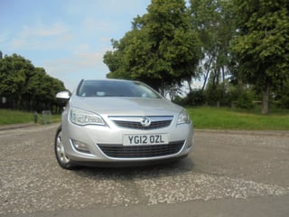 image for 012 VAUXHALL ASTRA EXCLUSIVE 1.4,5 DOOR HATCHBACK,MOT NOV 025,PART HISTORY,ULEZ COMPLIANCE