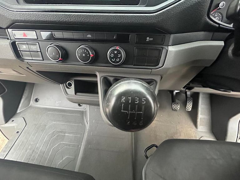 2022 Volkswagen Crafter 2.0 TDI 140PS Startline High Roof Van PANEL VAN DIESEL Manual