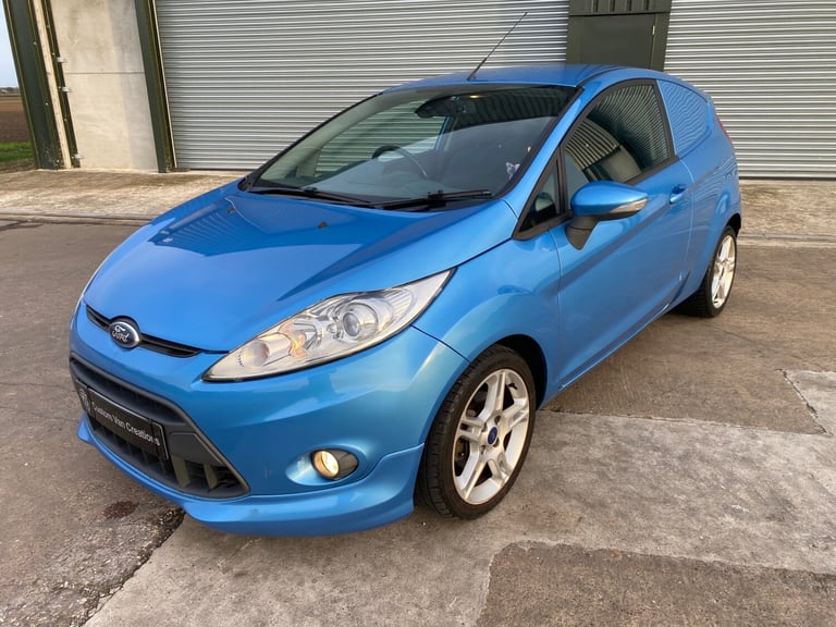 2011 Ford Fiesta 1.6 TDCi 95 Sport Van CAR DERIVED VAN Diesel Manual