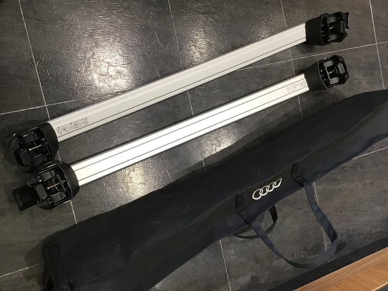 image for Audi Q5 roof bars in Carry case.