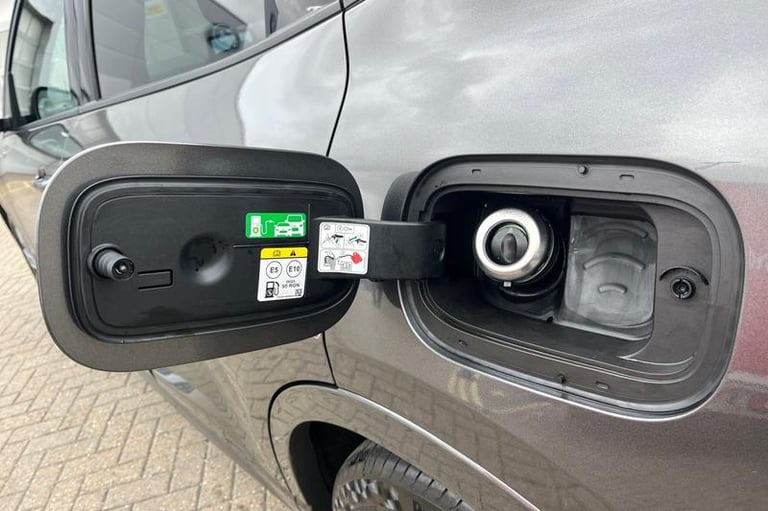 2022 Ford Kuga 2.5 FHEV ST-Line X Edition 5dr CVT HATCHBACK PETROL/ELECTRIC Automatic