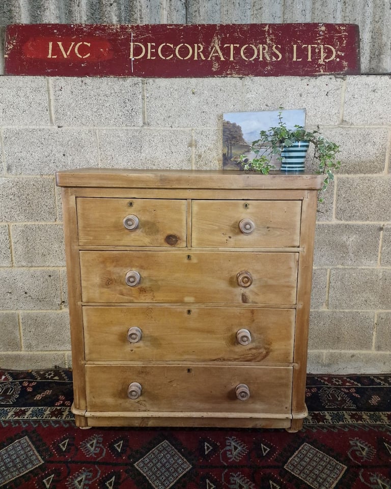 Mid to Late Victorian Pine Chest of Drawers