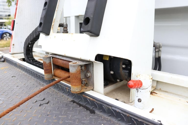 IVECO DAILY 70-180 DYSON SLIDE AND TILT RECOVERY L.H.D (2021)