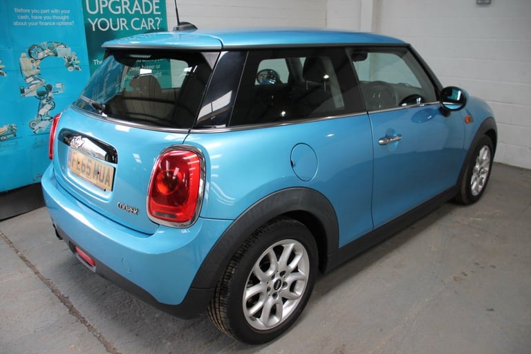 2015 MINI Hatch 1.5 Cooper Euro 6 (s/s) 3dr HATCHBACK Petrol Manual