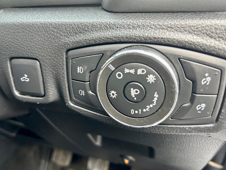 FORD RANGER 2.0 Ranger XLT Double Cab 2.0L EcoBlue 170PS AWD 6 Speed Manual 2021