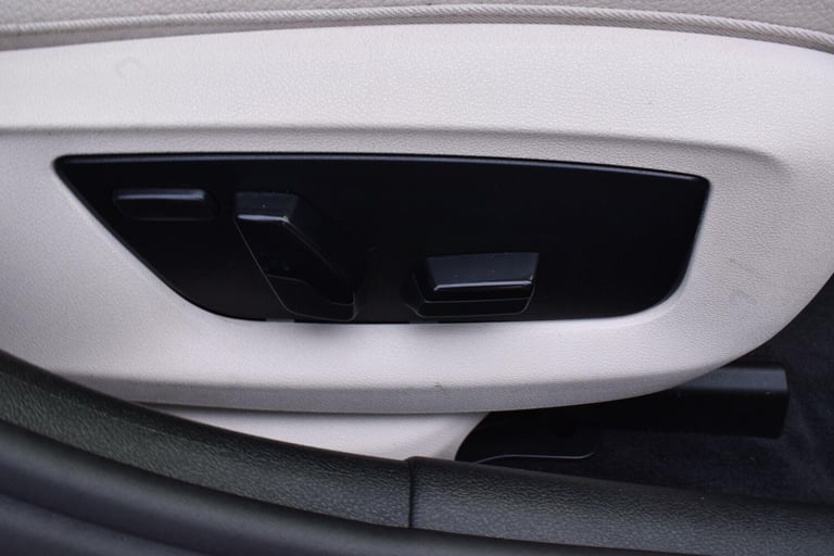 2017 BMW 5 Series 2.0 520d M Sport Auto Euro 6 (s/s) 4dr Diesel