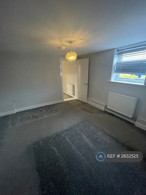 1 bedroom flat in South Market Road, Great Yarmouth, NR30 (1 bed) (#2632525)