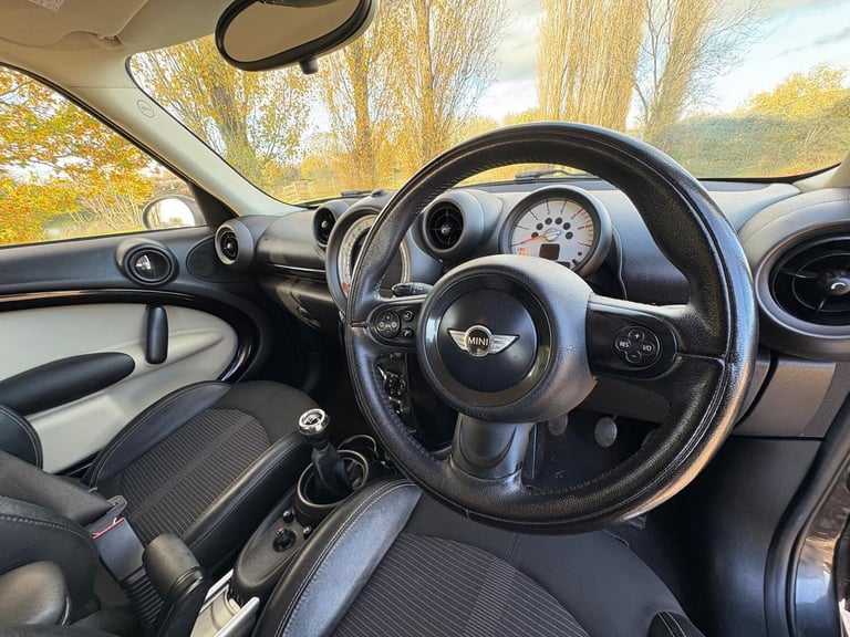 2011 MINI Countryman 1.6 Cooper D Euro 5 (s/s) 5dr HATCHBACK Diesel Manual