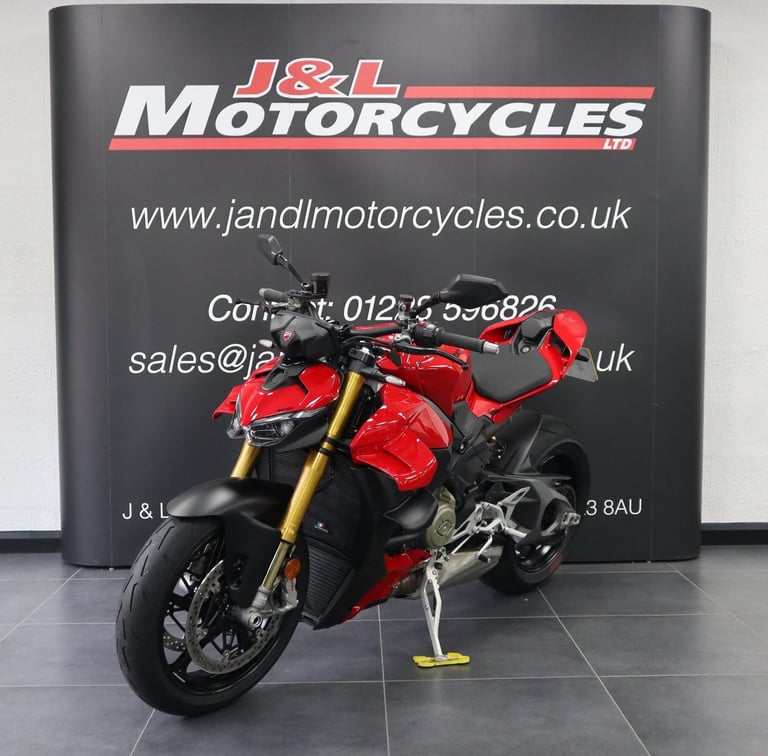 Ducati Streetfighter V4S 25 Model Year. Approved Used