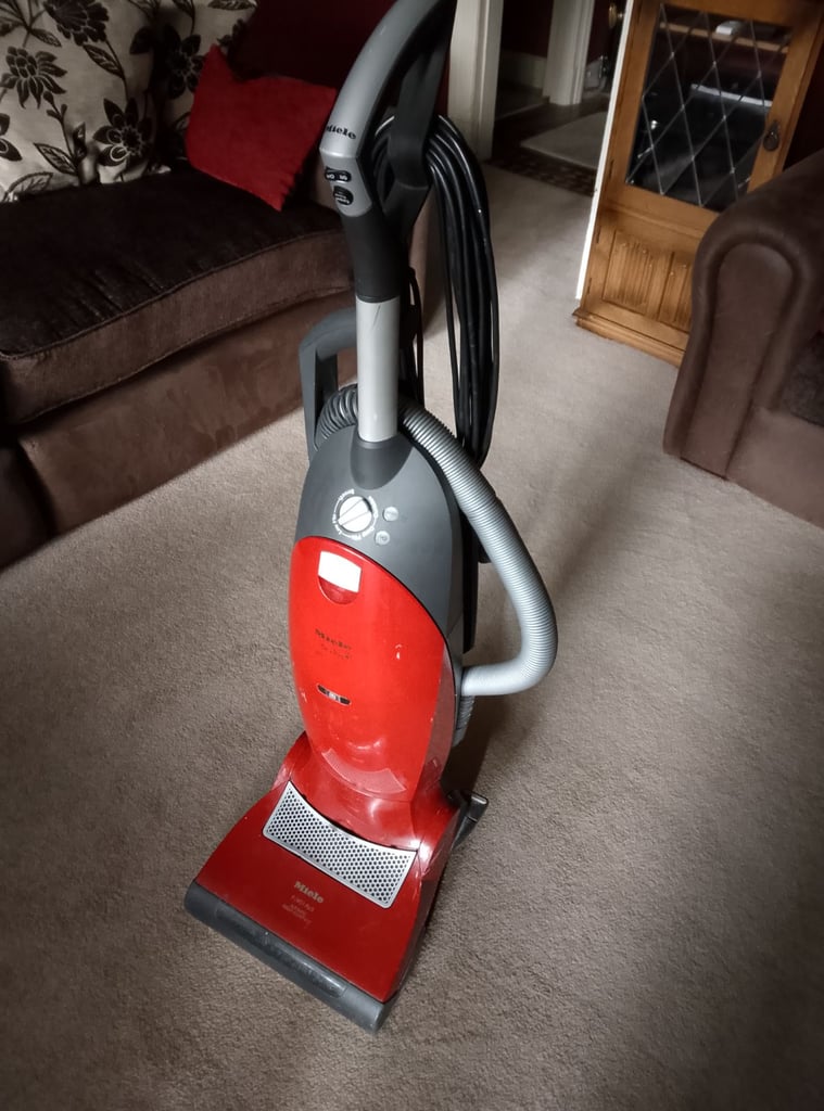 image for Miele S7260 Cat & Dog vacuum cleaner 