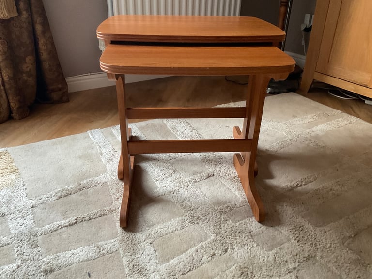 A Nest of Two Mid Century Style Side Tables 