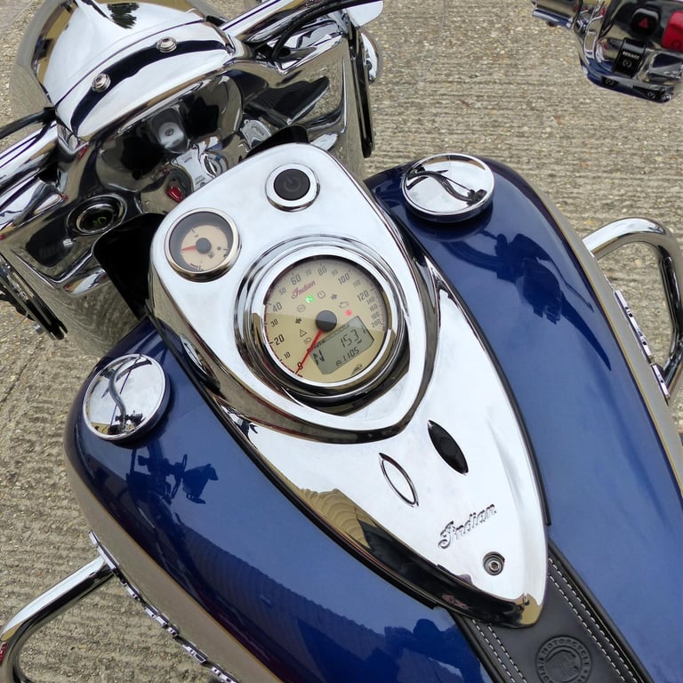 Immaculate 2017 Indian Springfield Chief – Fully loaded- One Owner- Full History