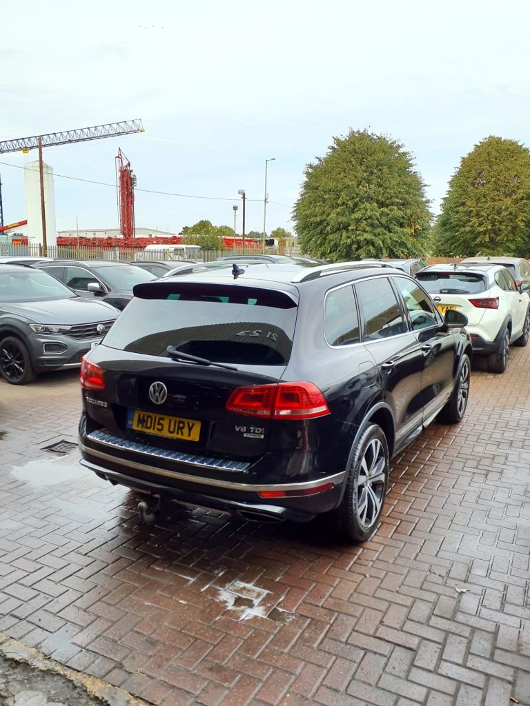 2015 15 VOLKSWAGEN TOUAREG 3.0 TDI V6 BLUEMOTION TECH R-LINE SUV 5DR DIESEL TIPT