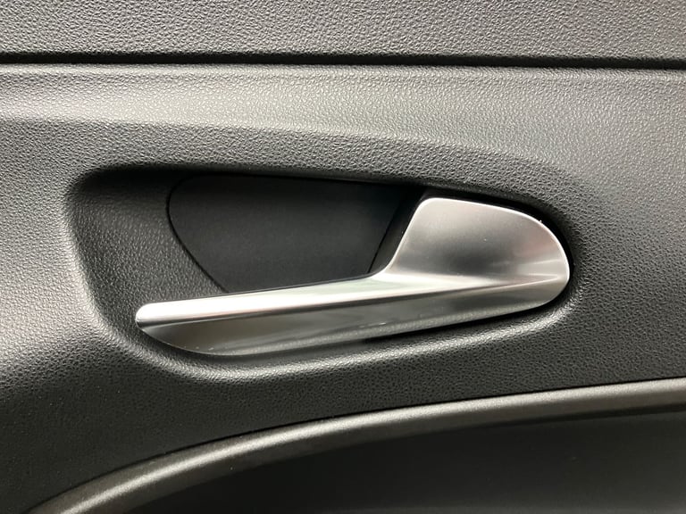 2025 Jeep Avenger Avenger 1.2 Altitude 5dr Hatchback Hatchback PETROL Manual