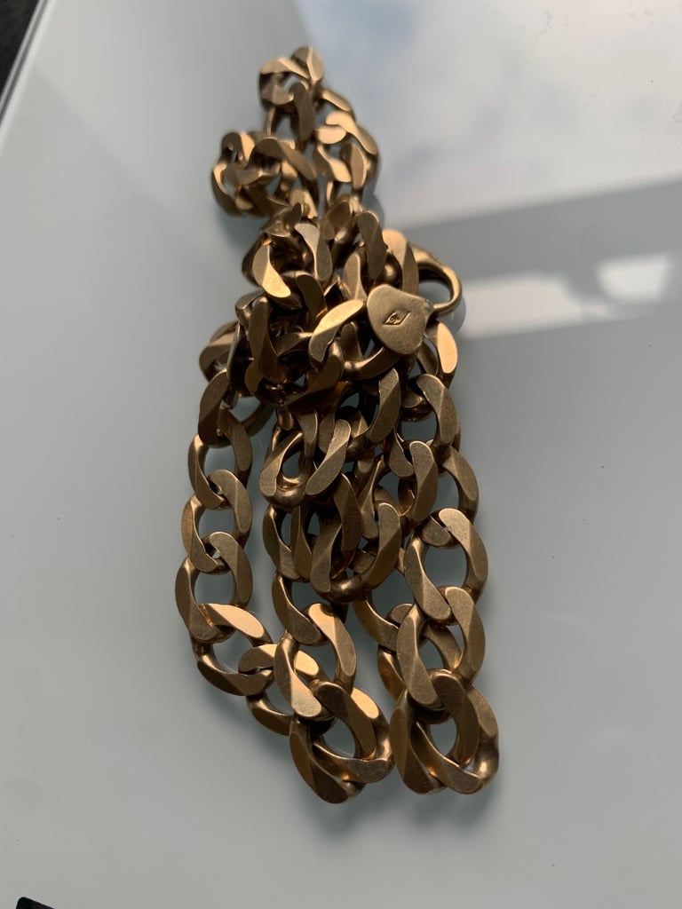 Gold chain  50grm gold rings 10grm