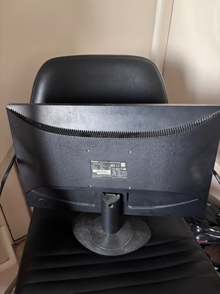 21.5” iiyama 60hz moniter