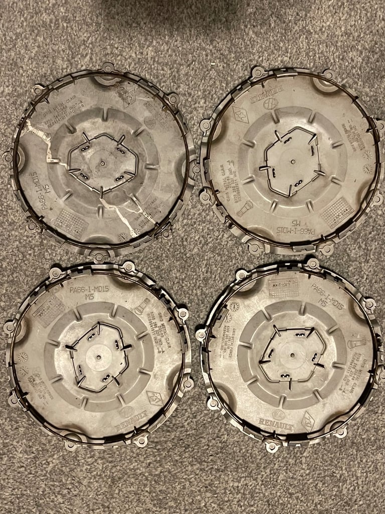 Renault Clio 172 /182 Cup / Megane R26 /225 wheel centecaps 