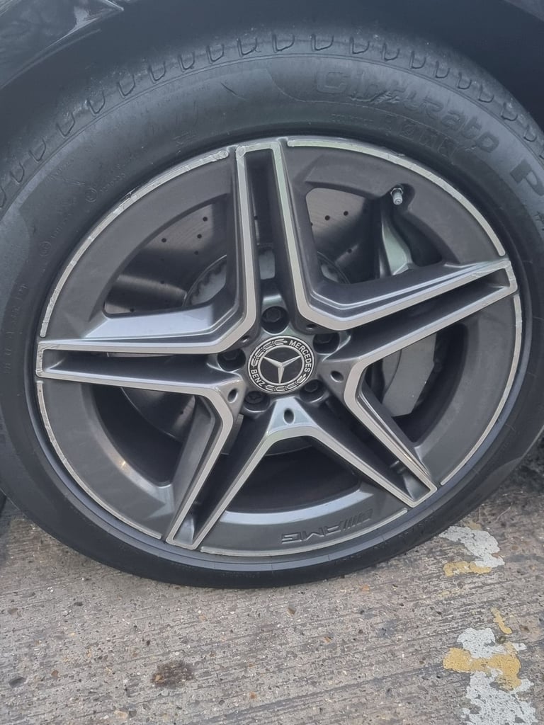 19 INCH AMG ALLOY WHEELS WITH TYRES 