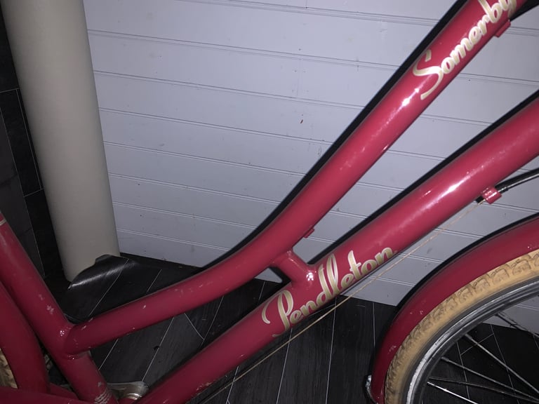 Ladies Pendleton bicycle 