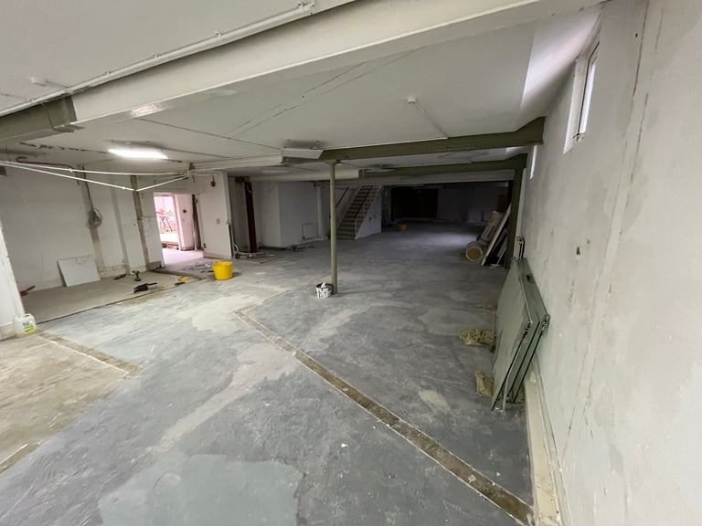 1900 sq ft Blank Canvas Commercial Space in Newington Green, Hackney £2800/month