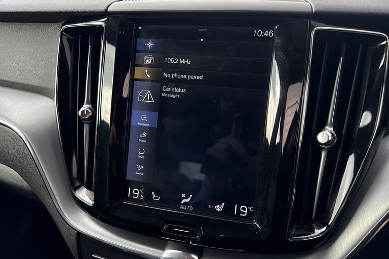 2019 Volvo XC60 2.0 B4 MHEV Momentum Auto AWD Euro 6 (s/s) 5dr SUV DIESEL Automatic