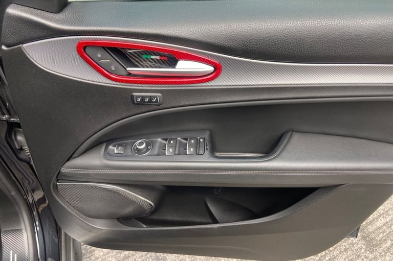 2018 18 ALFA ROMEO STELVIO 2.0T SPECIALE SUV 5DR PETROL AUTO Q4 AWD EURO 6 (S/S)