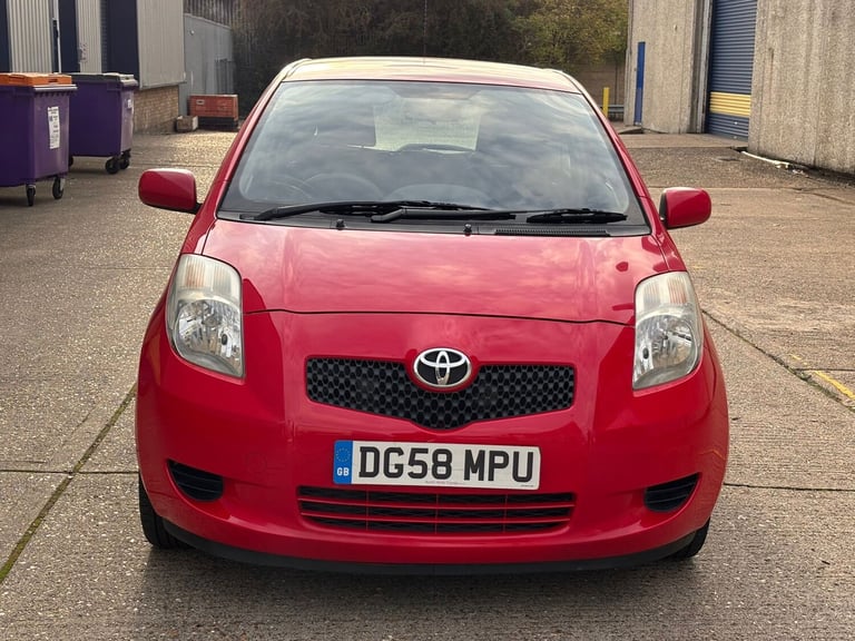 2008 Toyota Yaris 1.0 VVT-i TR 3dr HATCHBACK Petrol Manual