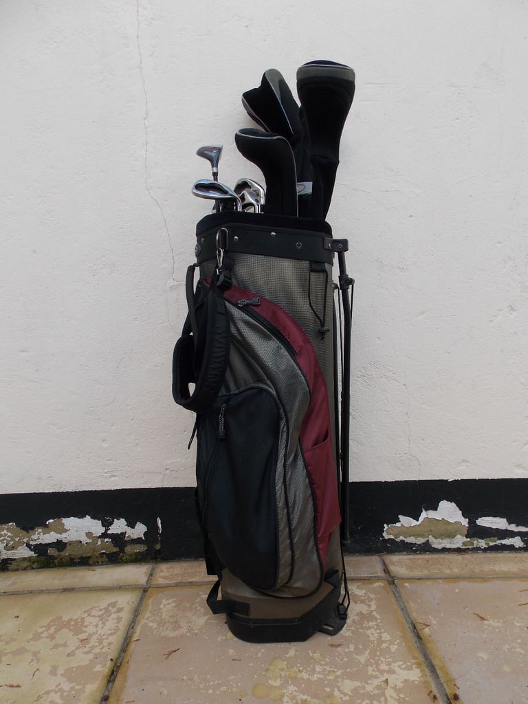 Mens Right Handed Intech Fireline Golf Club Set + Bag