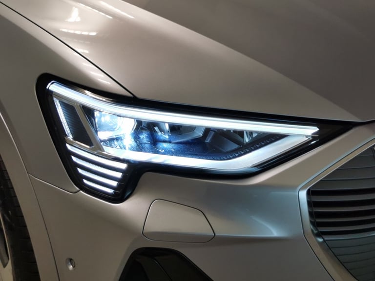 2022 Audi e-tron 55 S line Sportback 5dr Electric Auto quattro 95kWh (11kW Charger) (408 ps) Suv ...