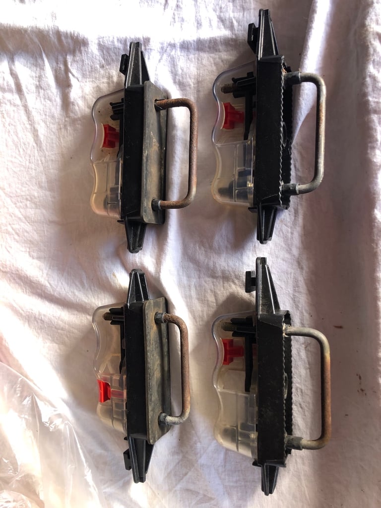 Halfords Exodus roof box