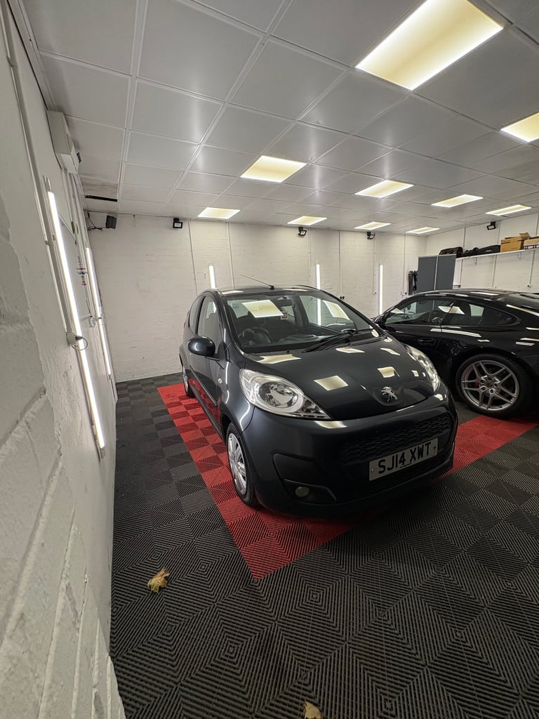 Peugeot, 107, Hatchback, 2014, Manual, 998 (cc), 3 doors