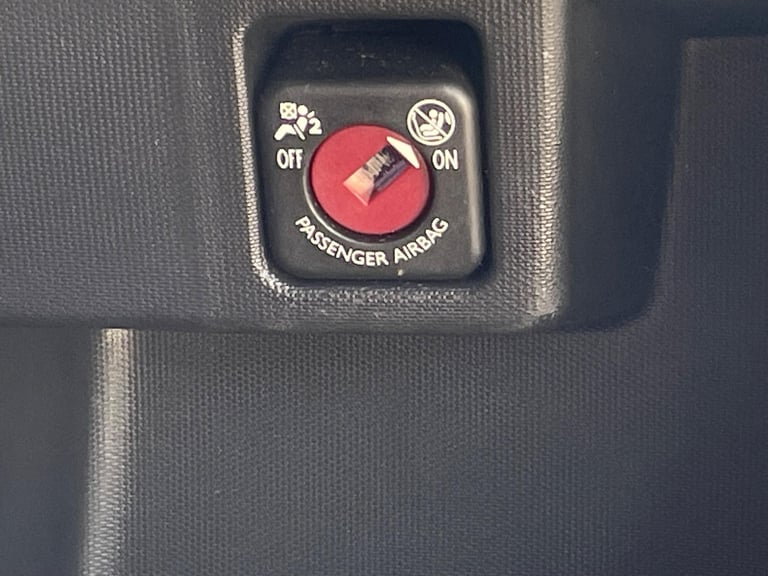 2013 Citroen C1 1.0i VTR+ Euro 5 5dr HATCHBACK Petrol Manual