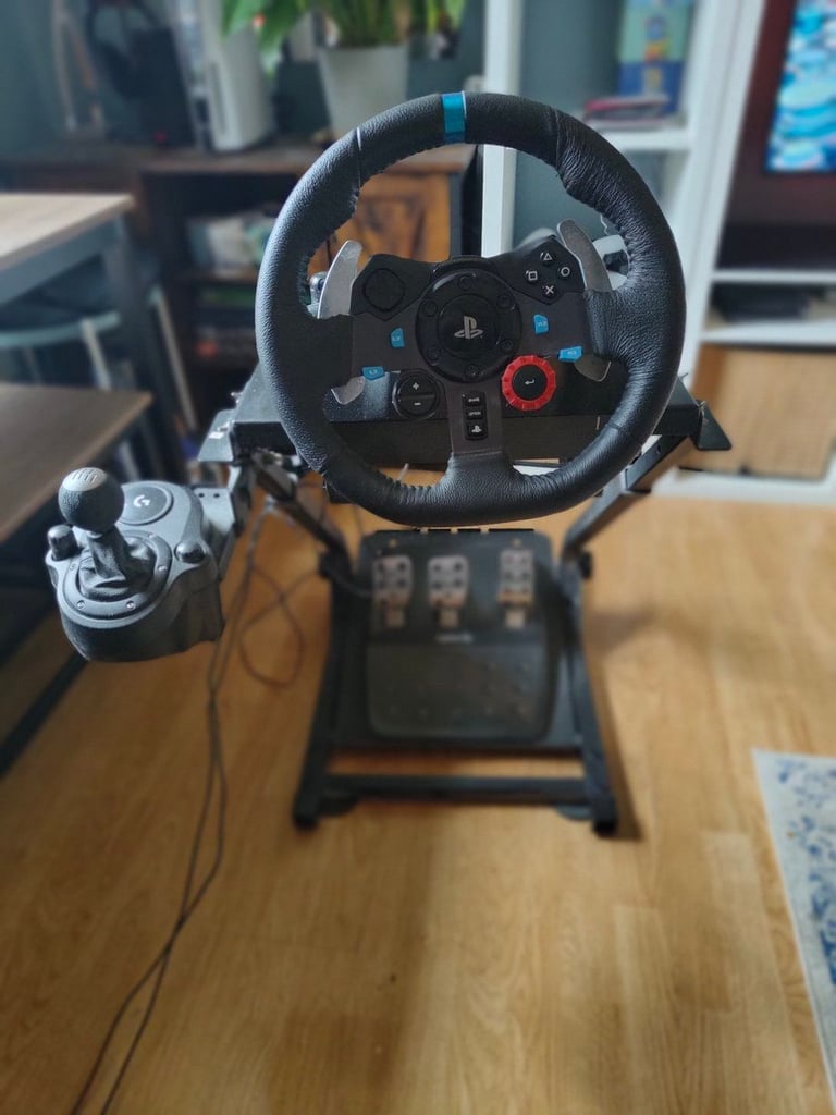 image for Logitech G29 Wheel, Pedals, Gear Shifter AND stand