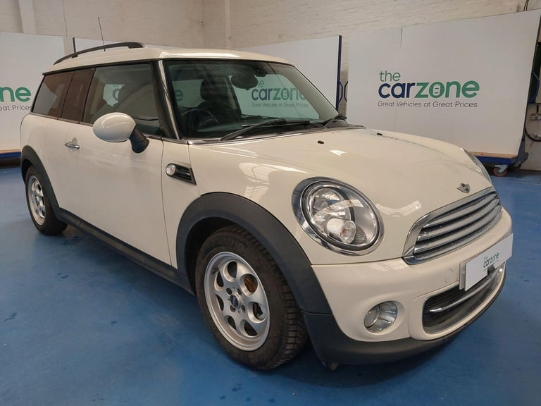 image for  MINI Clubman 1.6 Cooper Euro 6 (s/s) 5dr Petrol Manual