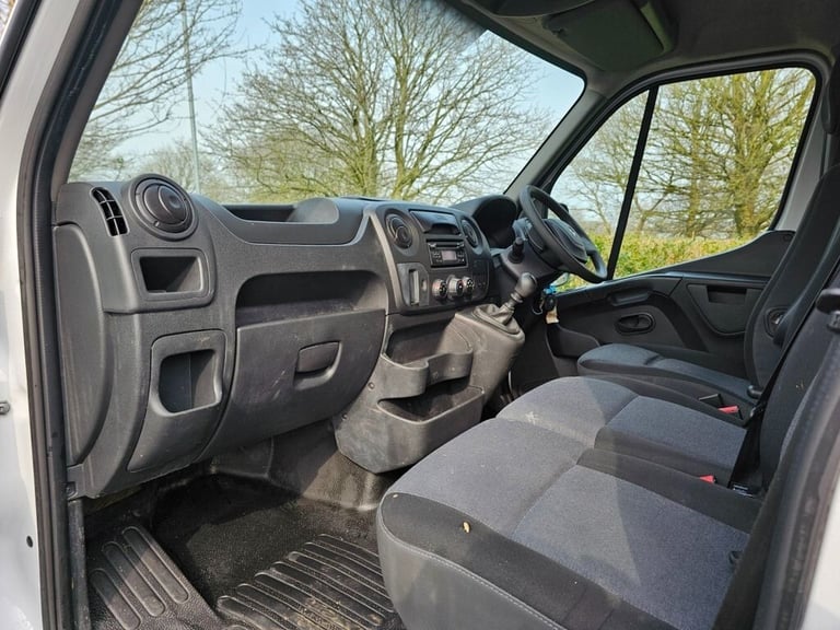 2019 19 RENAULT MASTER 2.3 DCI ENERGY 35 BUSINESS+ PANEL VAN 5DR DIESEL MANUAL F