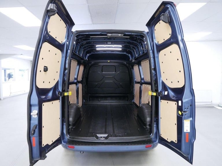 72 FORD TRANSIT CUSTOM 320 2.0 EBL 170 BHP LONG HIGH ROOF AUTOMATIC LIMITED