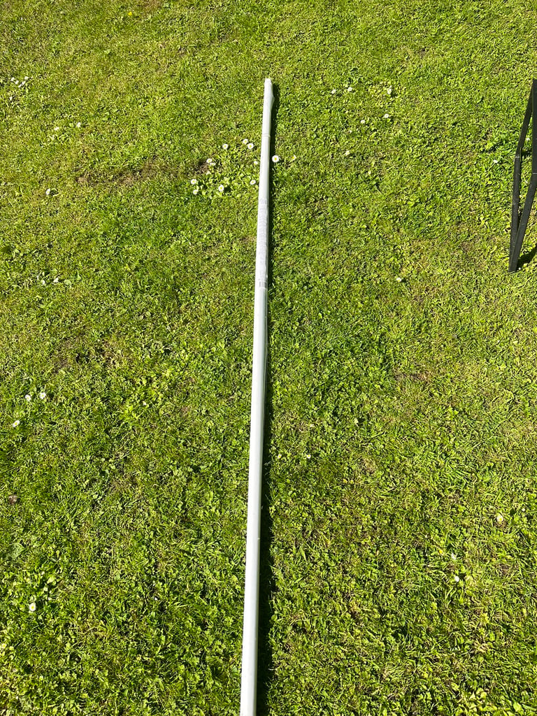 2 meter white curtain pole 