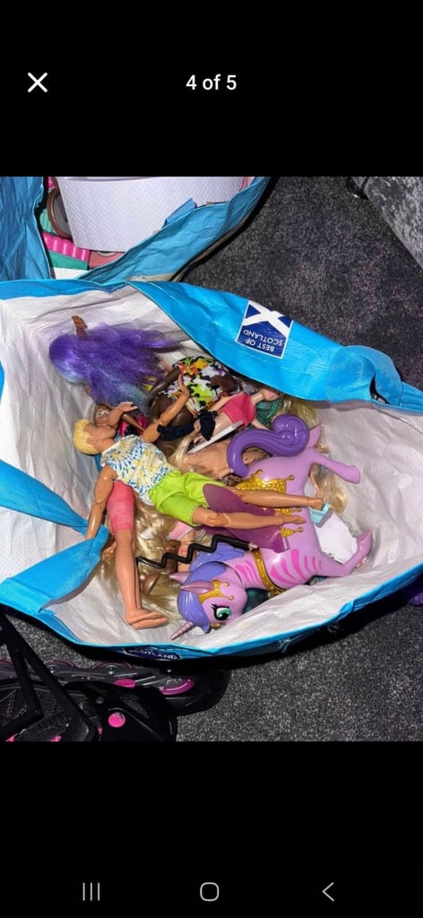 Barbie and LOL dolls house 