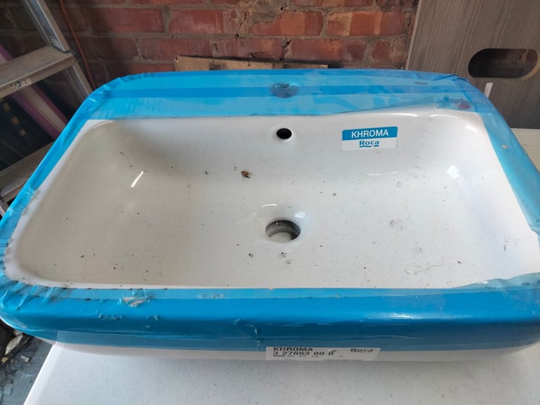 ROCA COUNTERTOP BASIN SINK BRAND NEW 550MM