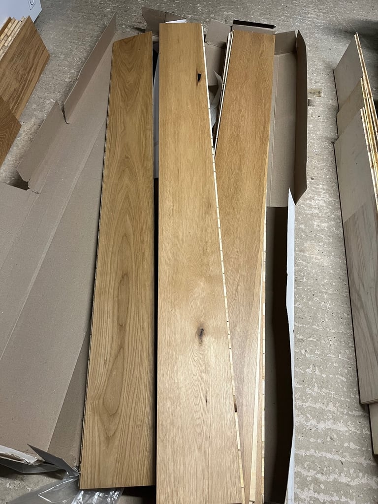 image for Engineered Oak Flooring Boards leftovers (new)