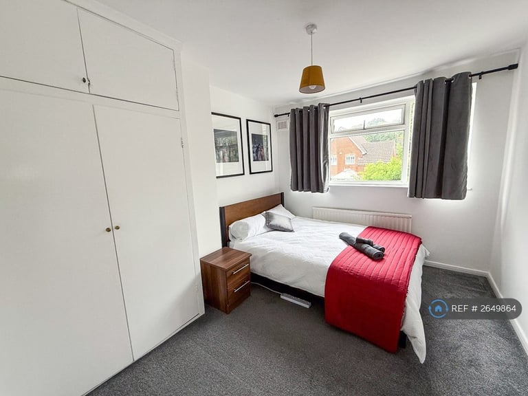 4 bedroom house in Bassett House, Orpington, BR6 (4 bed) (#2649864)