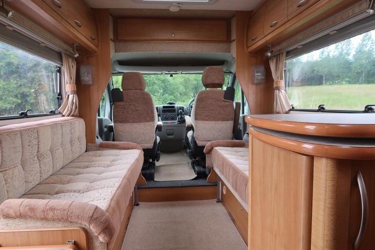 2007 AUTOCRUISE STARBURST 